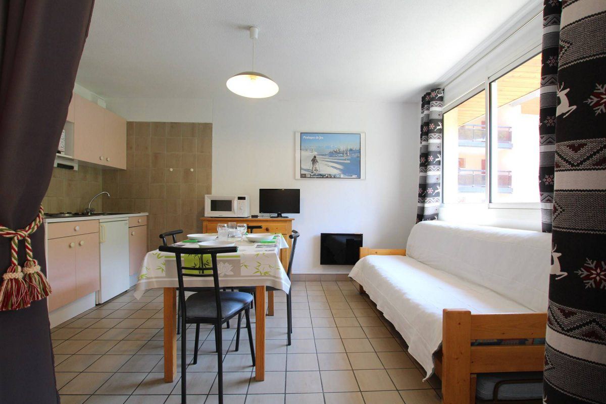 Studio coin nuit - 2/4 personnes Briançon - Relais de la guisane b