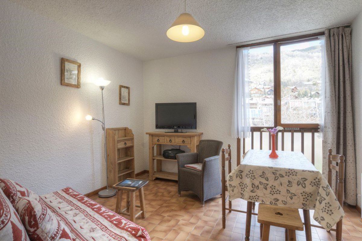 Studio 2 personnes. CHANTEMERLE - SERRE-CHEVALIER - Eterlous