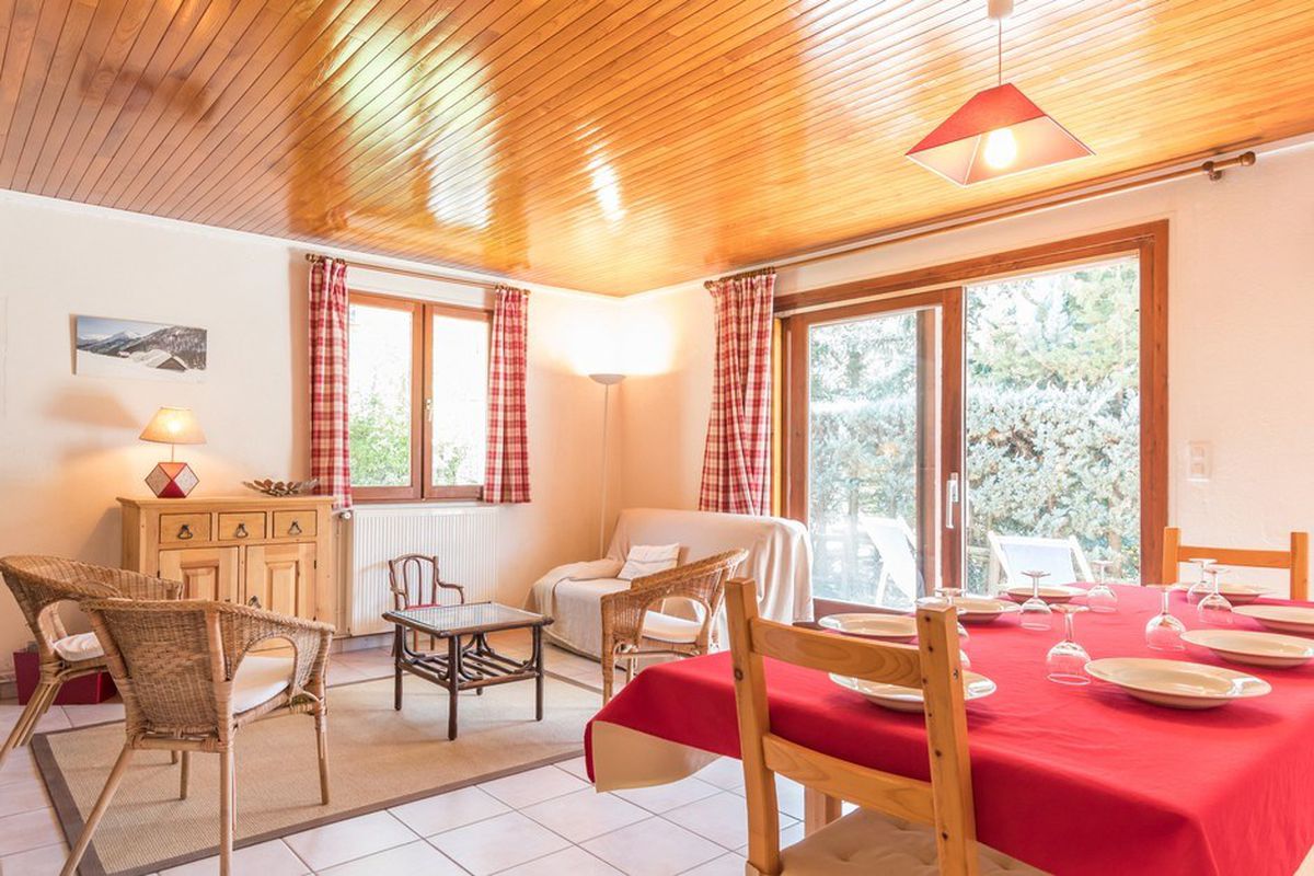 Appartement 3 pièces 8 personnes. CHANTEMERLE - SERRE-CHEVALIER - Chalet bambi laroche