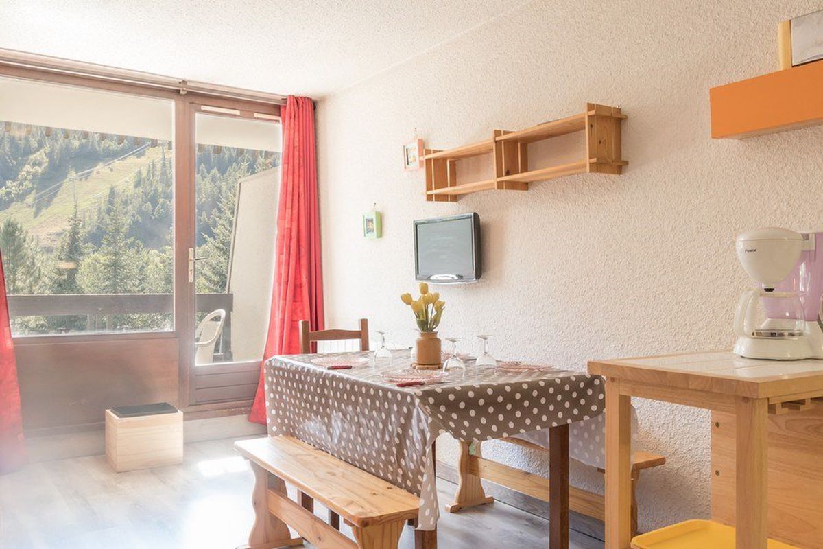 Studio coin montagne  4 personnes. CHANTEMERLE - SERRE-CHEVALIER - Bois des coqs