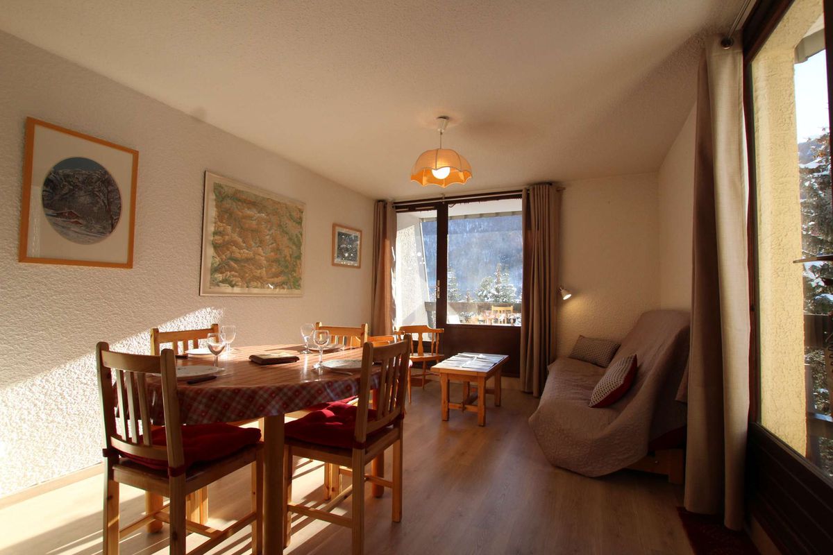 Appartement 2 pièces coin montagne 6 personnes. CHANTEMERLE - SERRE-CHEVALIER - Bois des coqs