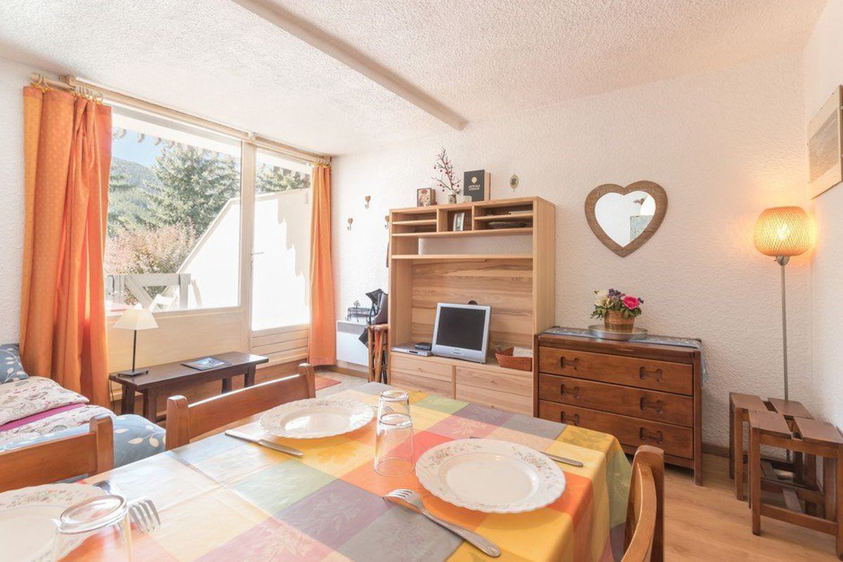 Studio coin montagne 4 personnes. CHANTEMERLE - SERRE-CHEVALIER - Bois des coqs