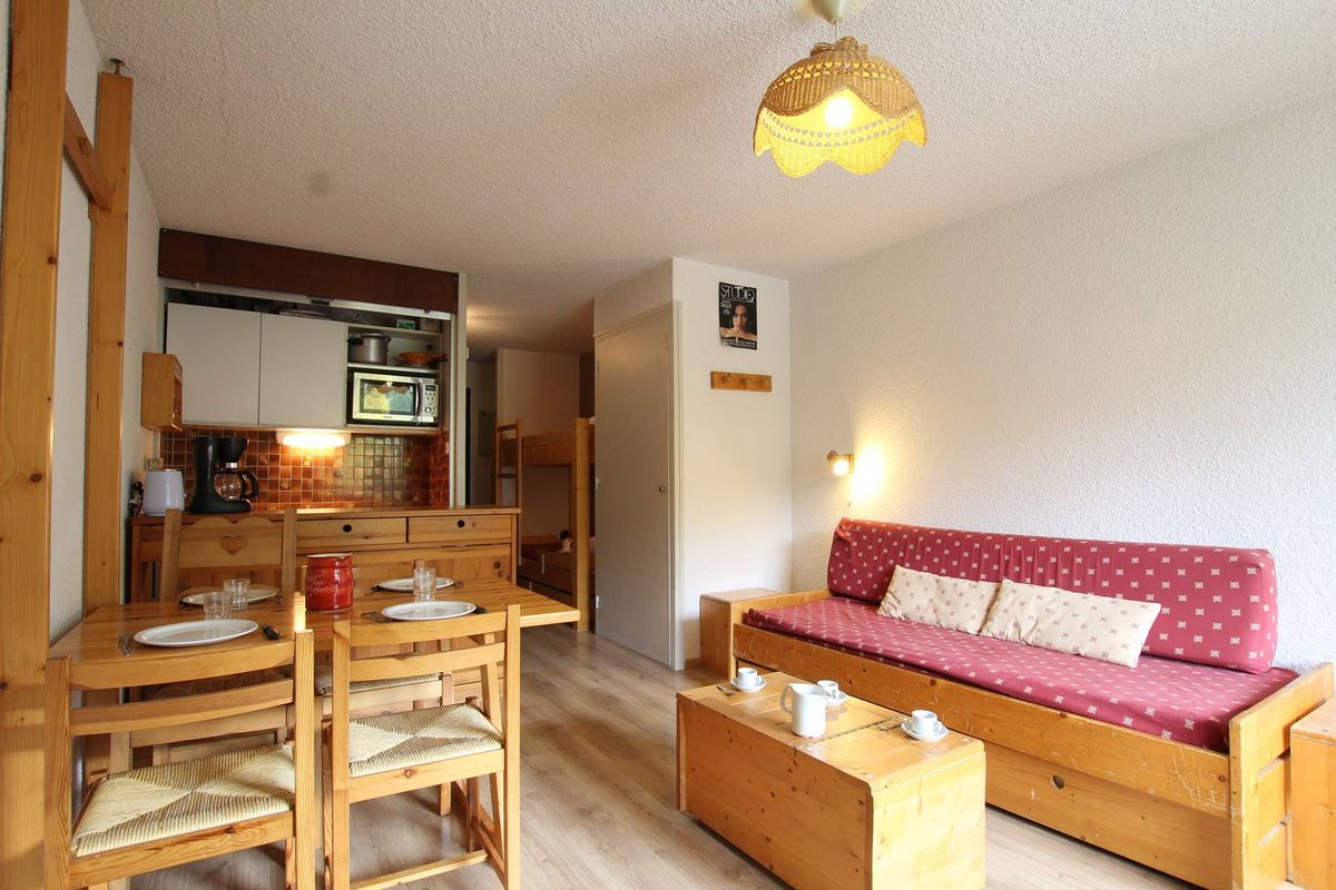 Studio coin montagne 4 personnes. CHANTEMERLE - SERRE-CHEVALIER - Bois des coqs