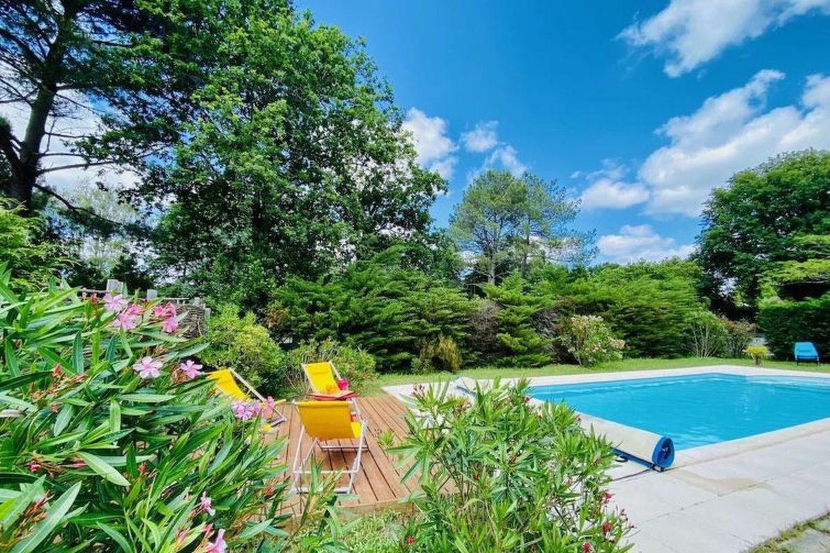 Maison swimmingpool - Strand - Geschäfte