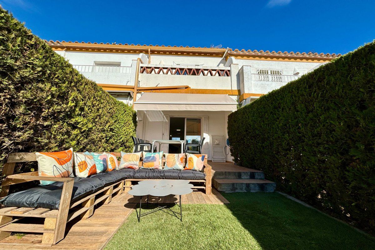 Maison Casa Fluvià mit Gemeinschaftspool