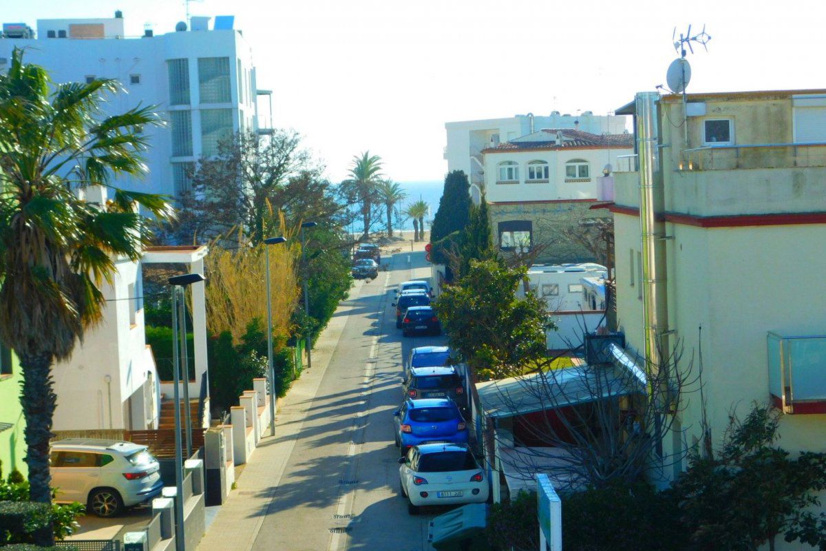 Appartement Ferienvermietung Penthouse mit schöner Terrasse 200m vom Strand Salatar, Roses