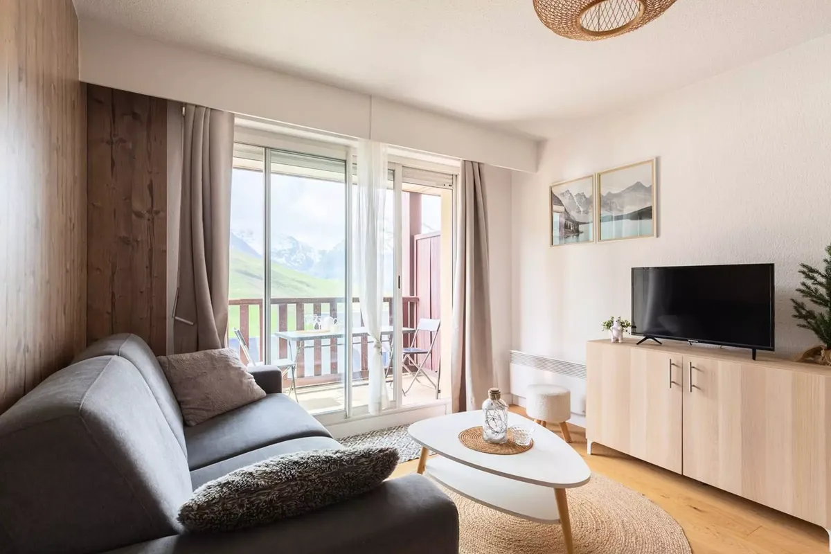 2 Pièces 6 Personnes