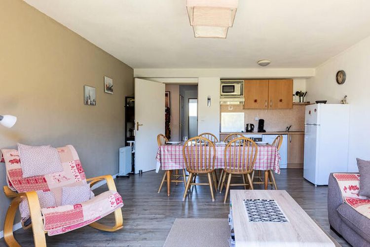 3 Pièces 8 Personnes