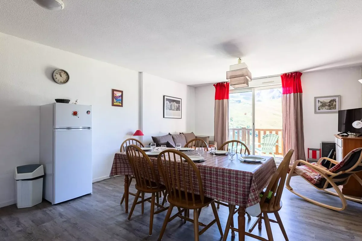 3 Pièces 8 Personnes