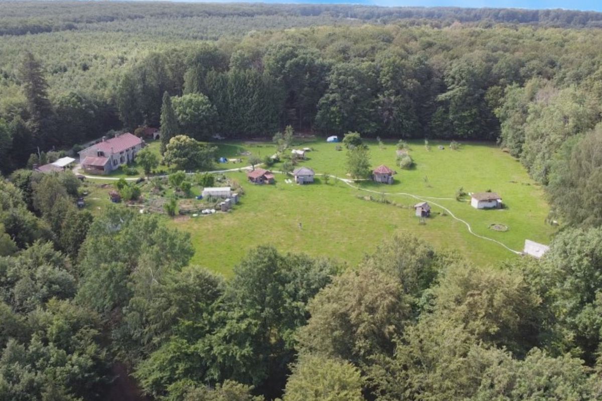 Camping La Clairiere Du Verbamont 