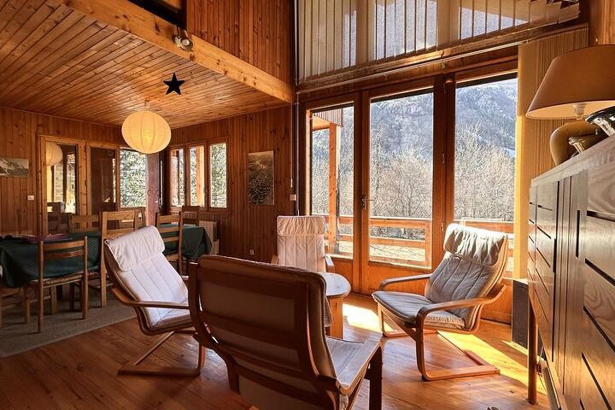 Chalet chaleureux 8 personnes à Pelvoux  Vue montagne & grand jardin