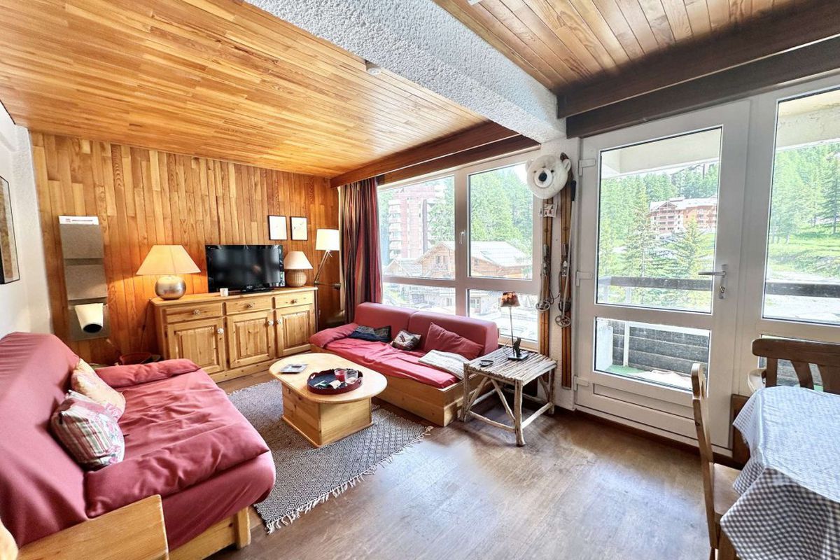 SEJOUR D'EXCEPTION,CHAUSSEZ VOS SKIS EN BAS DE L'APPARTEMENT - Residence le panestrel