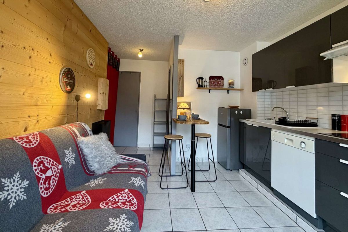 Appartement studio 2 couchages VARS LES CLAUX - Ski soleil