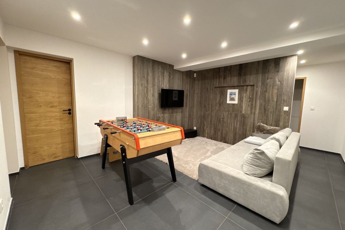 Chalet dexception 16 personnes  Vars 2000