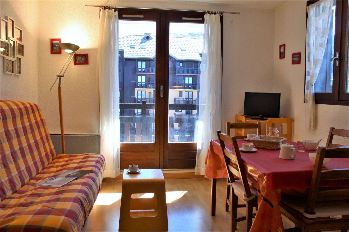 Appartement Studio coin montagne 4 couchages RISOUL 1850 - Cristal b