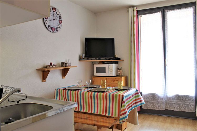 Appartement studio coin montagne 4 couchages RISOUL 1850  - Soldanelles