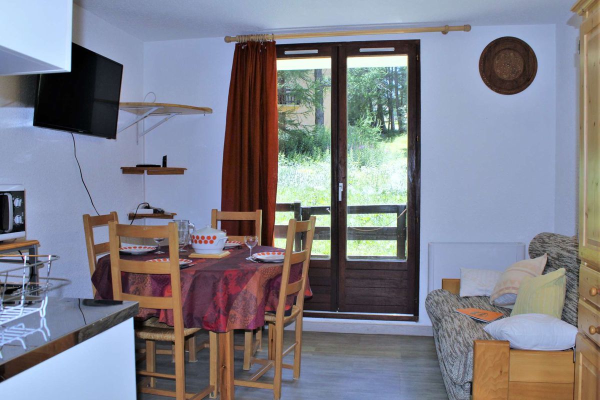 Appartement 2 pièces  4 couchages RISOUL 1850 - Chamois